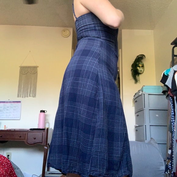 Old Navy Fit and Flare Linen Cami Dress - Picture 3 of 3